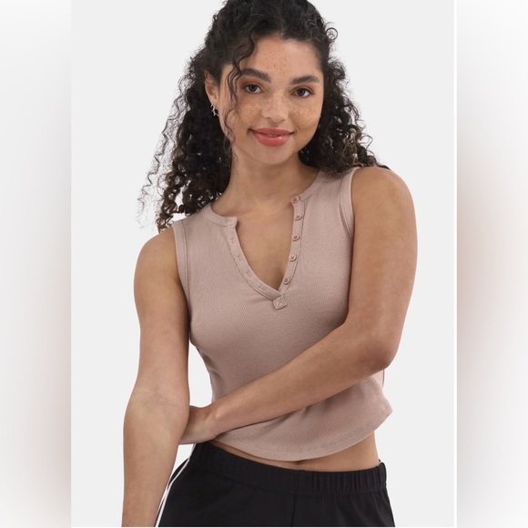 No Boundaries Tops - No Boundaries Women's Tan Tank Top Size L